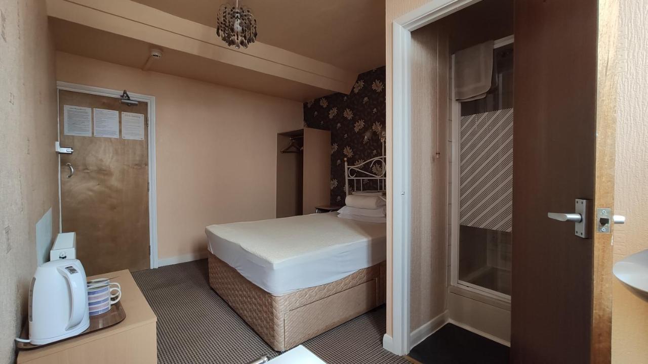 Areawest Hostel Скарбъро Екстериор снимка