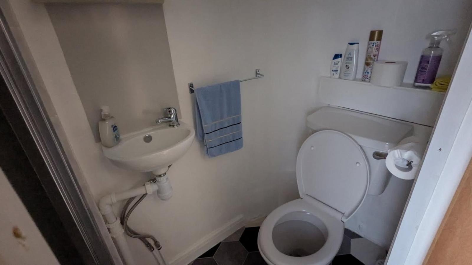 Areawest Hostel Скарбъро Екстериор снимка